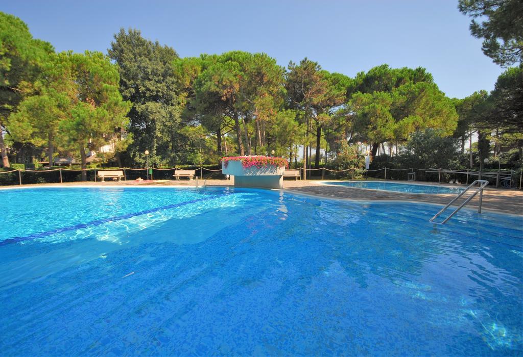 Appartamenti Meridiana Lignano Sabbiadoro Exterior foto